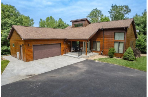 E9340 East Bay Lane, Wisconsin Dells, WI 53965