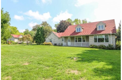 N2696 Banker Road, Fort Atkinson, WI 53538