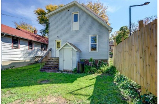 1138 Williamson Street, Madison, WI 53703