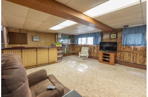 W11290 County Road V, Lodi, WI 53555