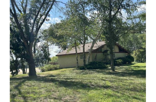 E4797 Riverside Drive, Spring Green, WI 53588