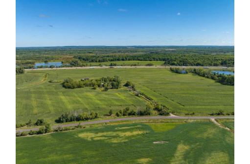 525 +/- ACRES Tritz Road, Portage, WI 53901