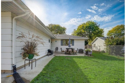 4002 Donald Drive, Madison, WI 53704