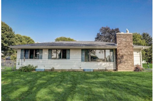 4002 Donald Drive, Madison, WI 53704