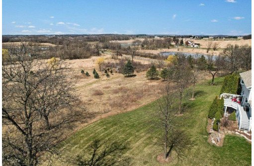 1517 Hommen Road, Deerfield, WI 53531