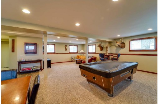 6796 Breunig Road, Mazomanie, WI 53560