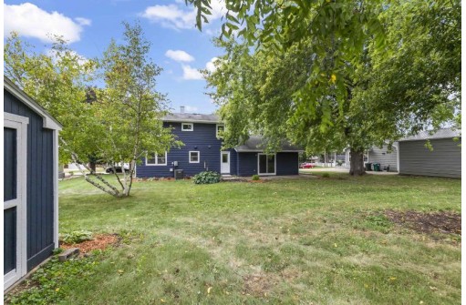 128 Wolverton Avenue, Ripon, WI 54971