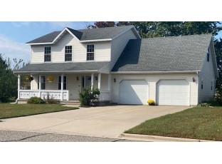 927 Lone Tree Lane Prairie Du Sac, WI 53578