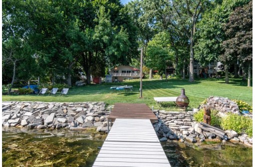 1006 Birch Haven Circle, Monona, WI 53716