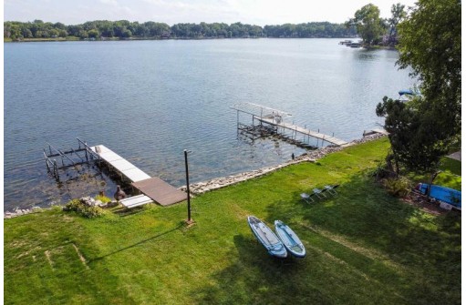 1006 Birch Haven Circle, Monona, WI 53716