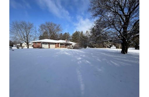 726 Rockshire Drive, Janesville, WI 53546