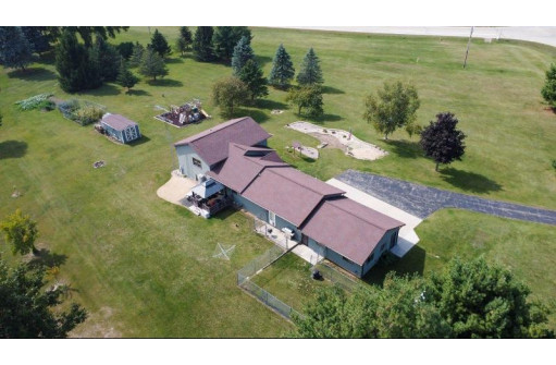 W11999 County Road D, Columbus, WI 53925