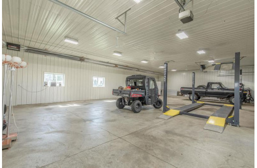 W5428 County Road Ff, Monroe, WI 53566