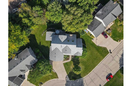 412 Stoneridge Terrace, DeForest, WI 53532