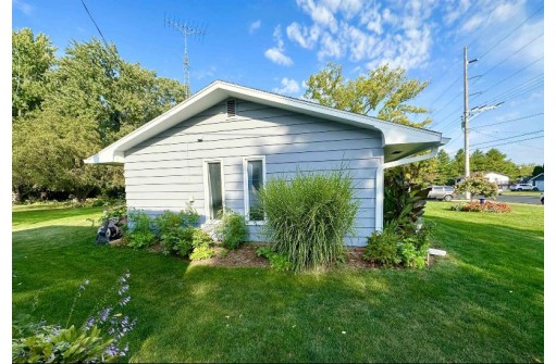 409 W Milwaukee Street, Mauston, WI 53948