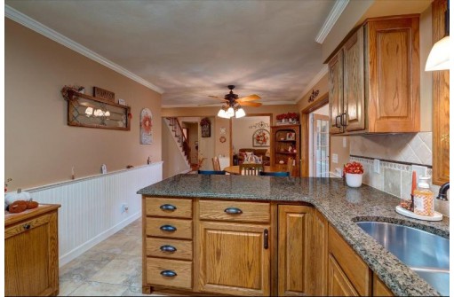 3012 Candlewood Drive, Janesville, WI 53546