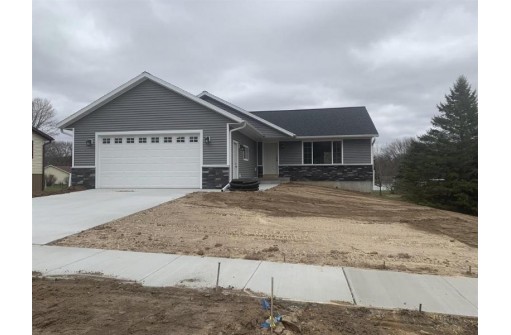 35 Meme Lane, Reedsburg, WI 53959