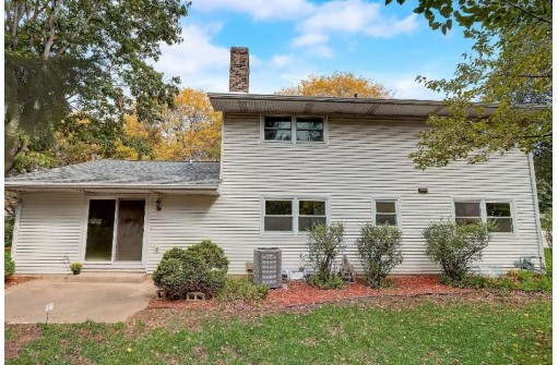 7301 Farmington Way, Madison, WI 53717