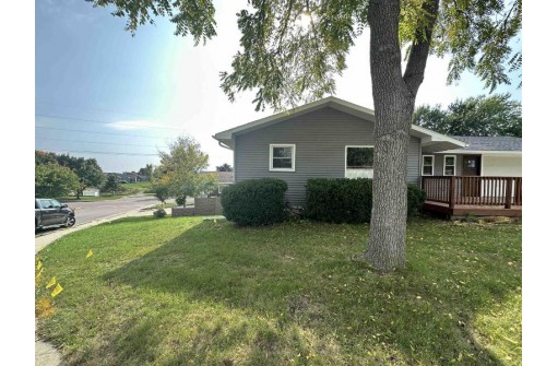 517 View Street, Mauston, WI 53948