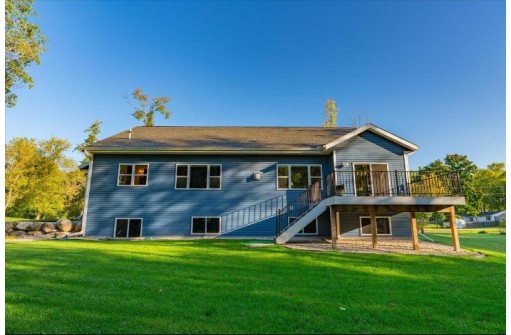 2607 Marilyn Drive, Stoughton, WI 53589