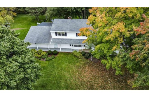 1300 Lake Kegonsa Road, Stoughton, WI 53589