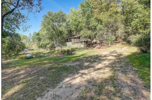 N3439 Rabbit Lane, Poynette, WI 53955