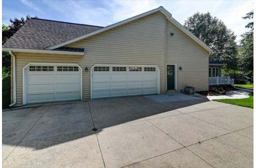 2123 Liberty Drive, Cottage Grove, WI 53527