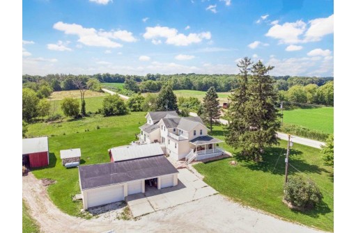 N7424 Madison Road, Mayville, WI 53050