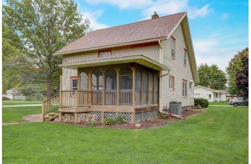 201 8th Street, Brodhead, WI 53520