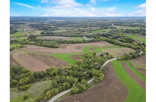 N8250 Marty Road, New Glarus, WI 53574