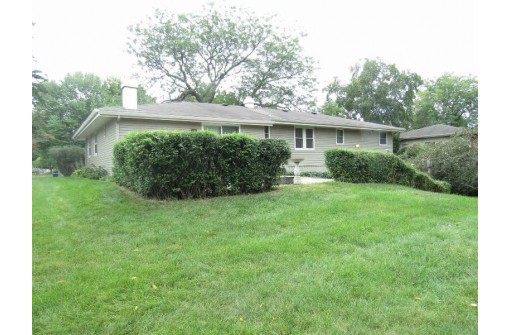 1007 Park Ridge Road, Janesville, WI 53546