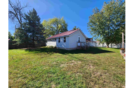 409 Center Street, Boscobel, WI 53805