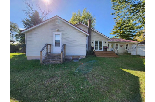 409 Center Street, Boscobel, WI 53805