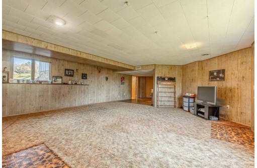 7795 S Dublin Road, Gratiot, WI 53541