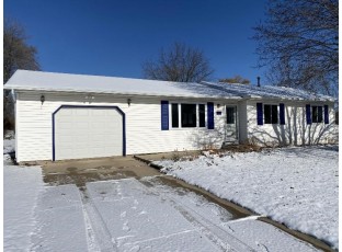 216 W Valley Street Dodgeville, WI 53533-1814