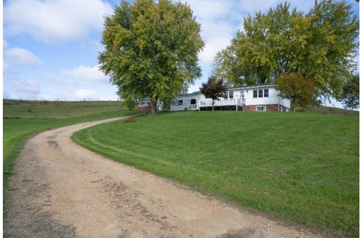 N3855 Nelson Road, Elroy, WI 53929