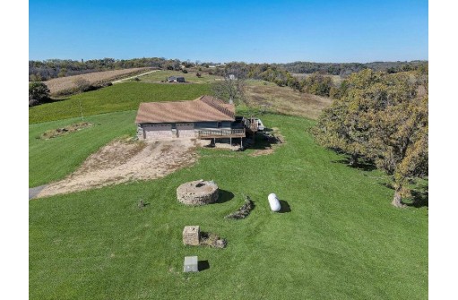 8720 W Moscow Road, Blanchardville, WI 53516