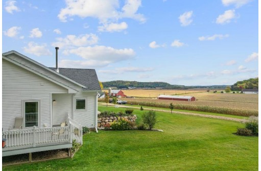 10265 County Road Kp, Mazomanie, WI 53560