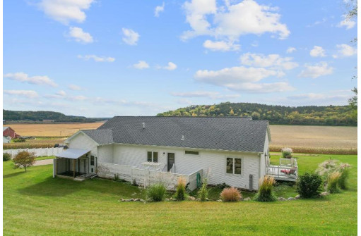 10265 County Road Kp, Mazomanie, WI 53560