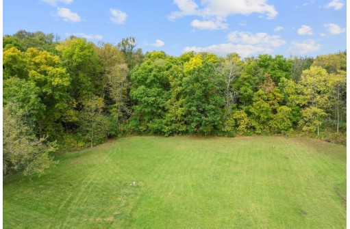 10265 County Road Kp, Mazomanie, WI 53560