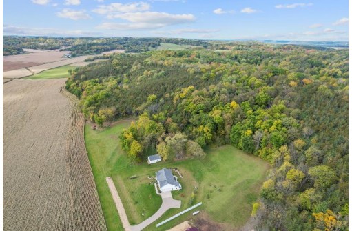 10265 County Road Kp, Mazomanie, WI 53560