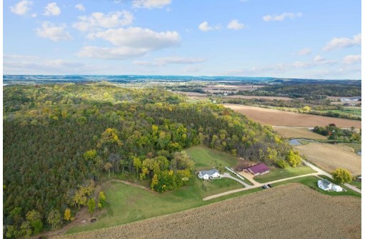 10265 County Road Kp, Mazomanie, WI 53560