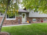 3800 Sunny Wood Drive DeForest, WI 53532