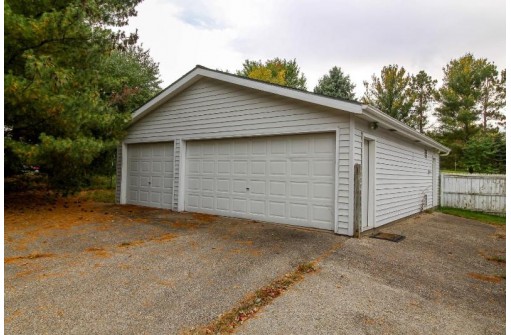 W7579 Koshkonong Lake Road, Fort Atkinson, WI 53538