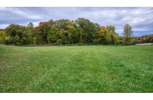 3.11 ACRES Delmore Road, Lyndon Station, WI 53944