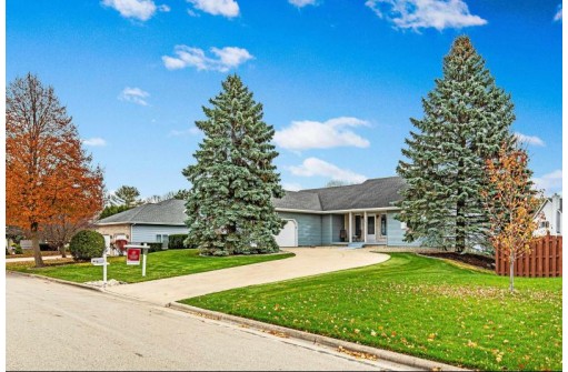 1889 Barrington Drive, Sun Prairie, WI 53590