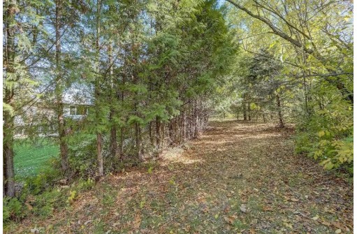 W4350 Wirth Lane, Monticello, WI 53570