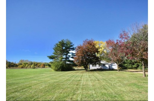 N4099 County Road E, Brodhead, WI 53520