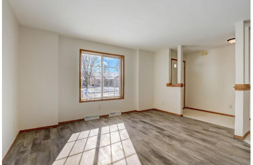 5218 Esker Drive, Madison, WI 53704