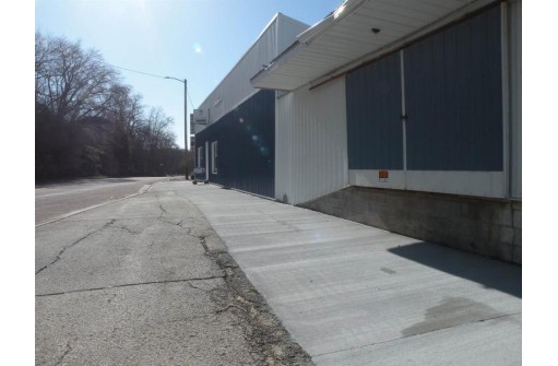 109 Highway 35, Bloomington, WI 53804